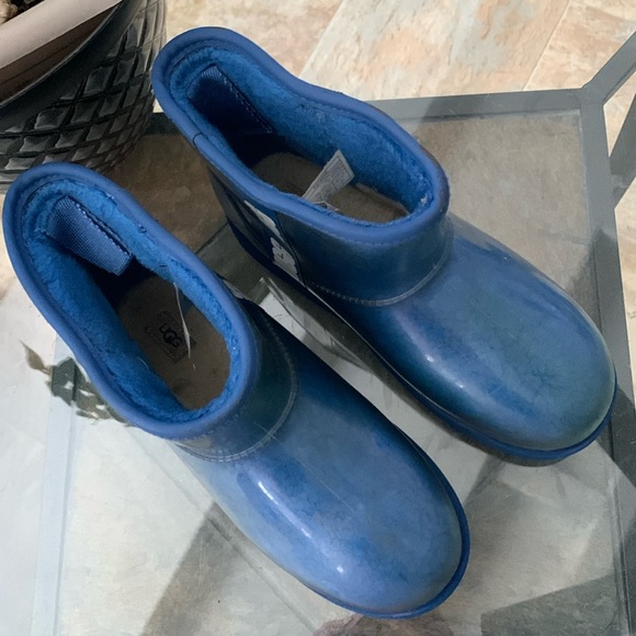 UGG KIDS MINI LOGO RAINBOOT - Picture 5 of 13